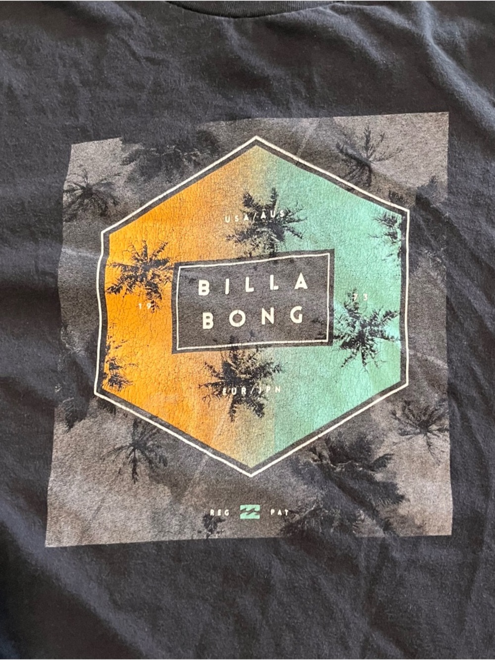 Vintage 2010s Graphic Tee Black Billabong Surf Logo Print